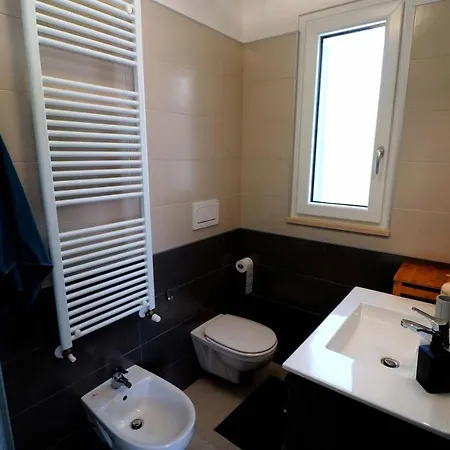 Fiorina House Apartment